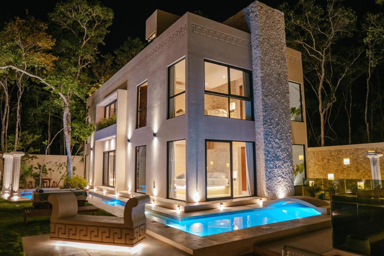 Villa Luxury Large Villa/2 Pools/ Jacuzzi/rooftop/cenote View