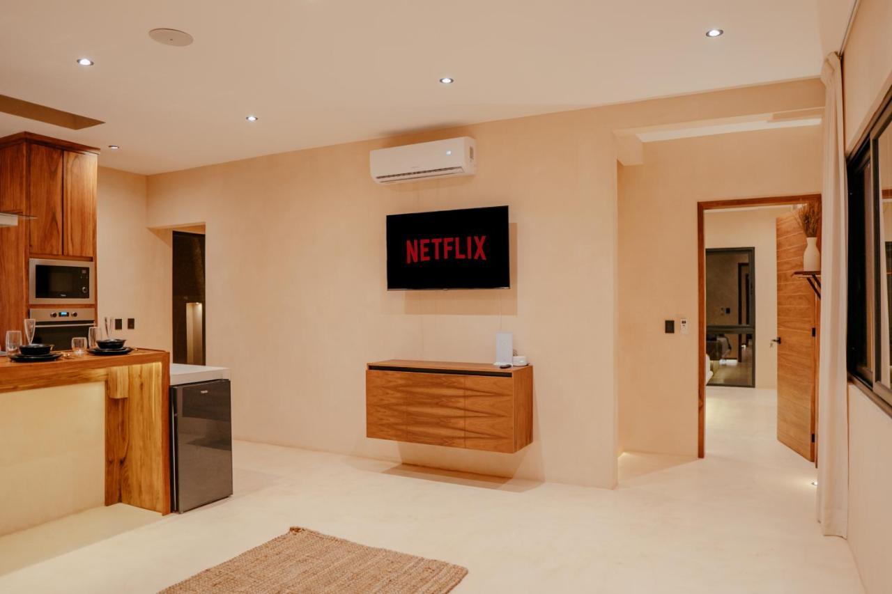 Luxury Large Villa/2 Pools/ Jacuzzi/rooftop/cenote View Villa *