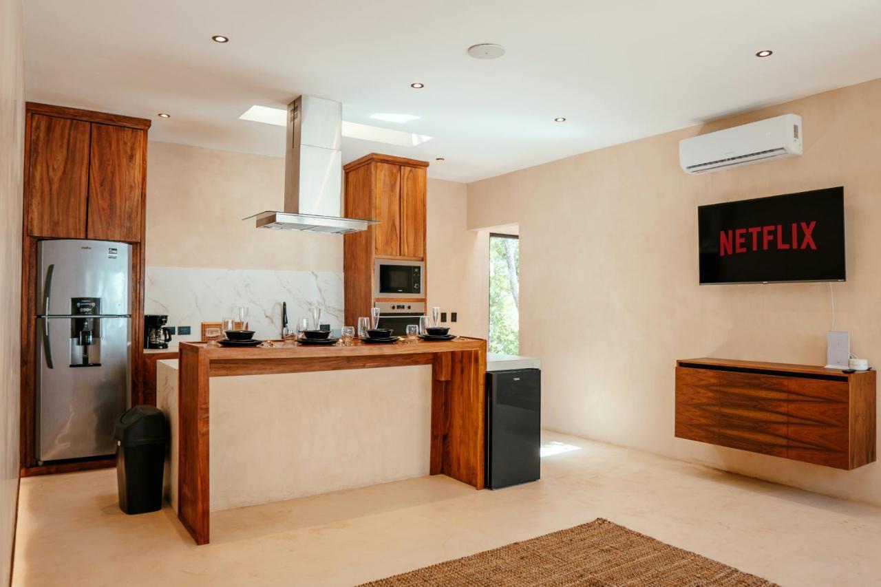 Luxury Large Villa/2 Pools/ Jacuzzi/rooftop/cenote View *