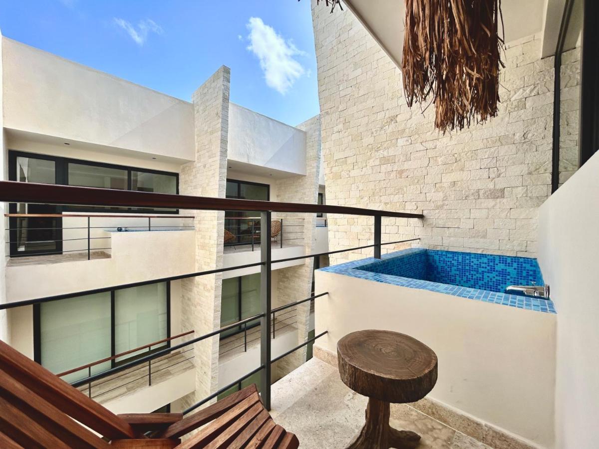 Rooftop Oasis: Urban Retreat With Infinity Pool & Private Terrace Tulum
