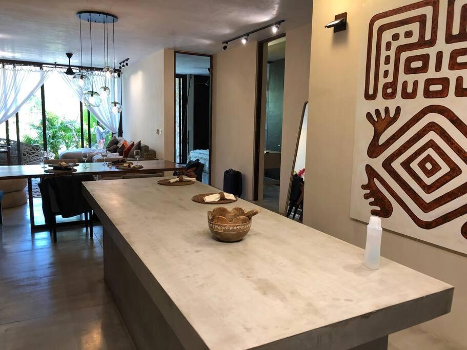 Apartment Luxury 2 Bdr 2 Bth 2 Bikes Jacuzzi Fiboptic Wifi.