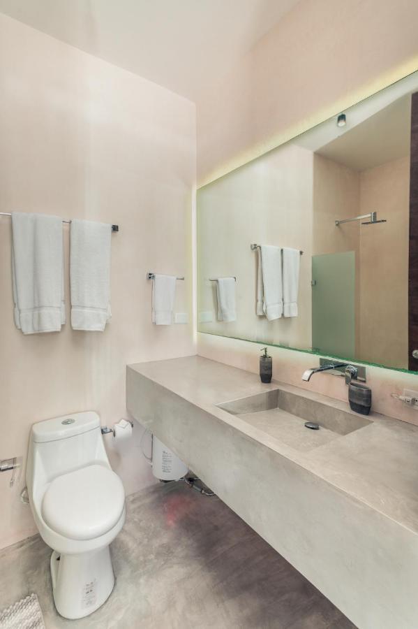 Apartment Luxury 2 Bdr 2 Bth 2 Bikes Jacuzzi Fiboptic Wifi.