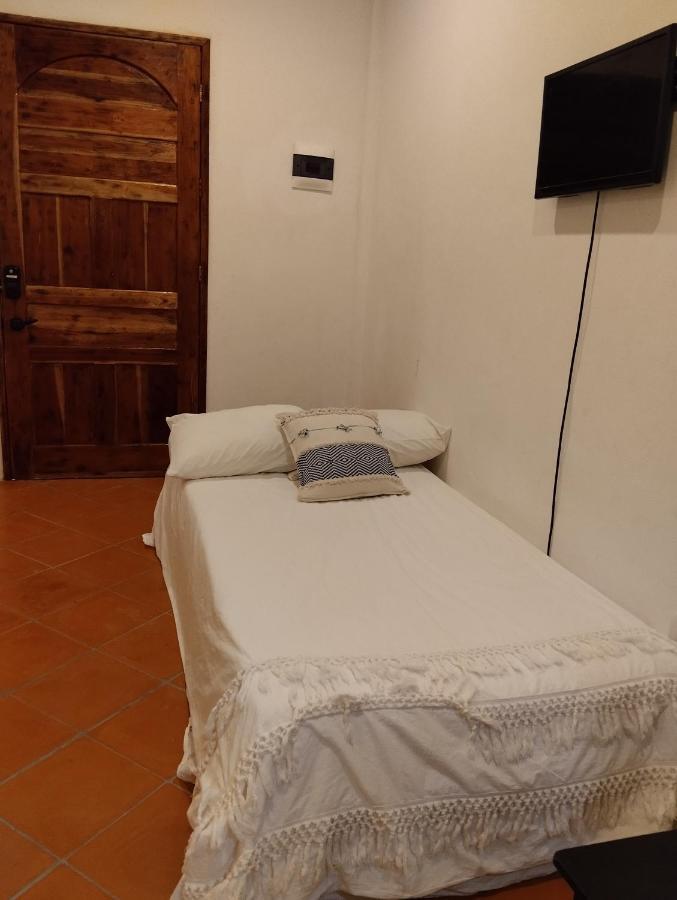 Vicval Hotel