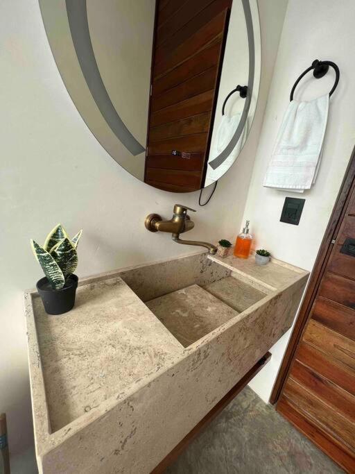 Lush Rooftop With Ensuite Pool & Wifi *