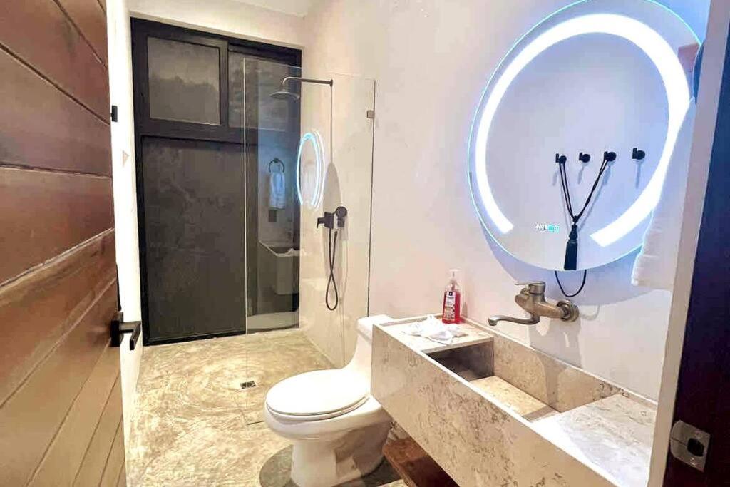 Apartamento Lush Rooftop With Ensuite Pool & Wifi *