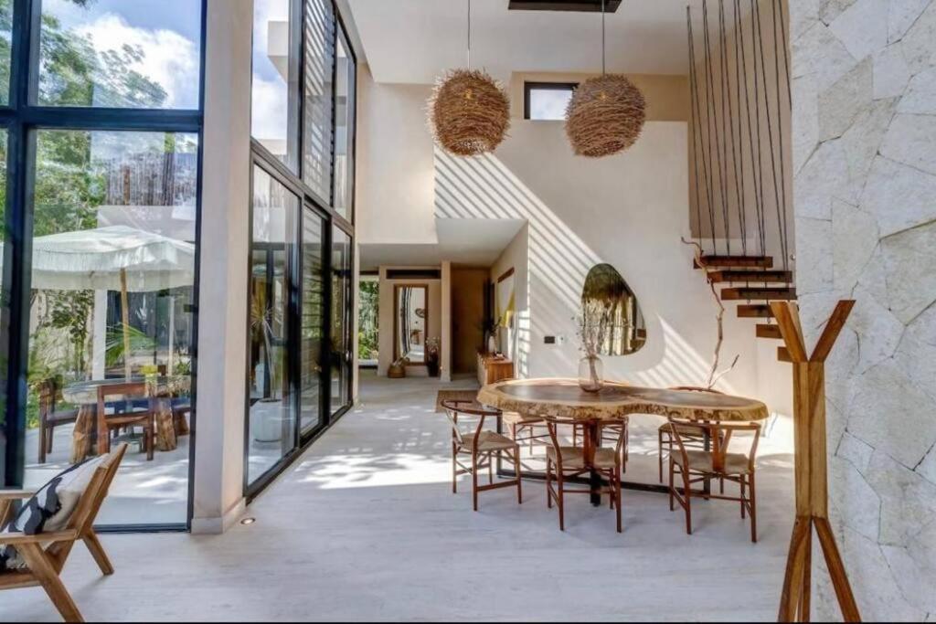 Luxury 3 Bed & Bath Eco-chic - Private Pool Villa *