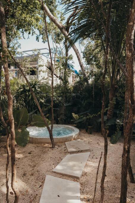 Bolon: Exclusive Gated Retreat With Private Pool In Villa