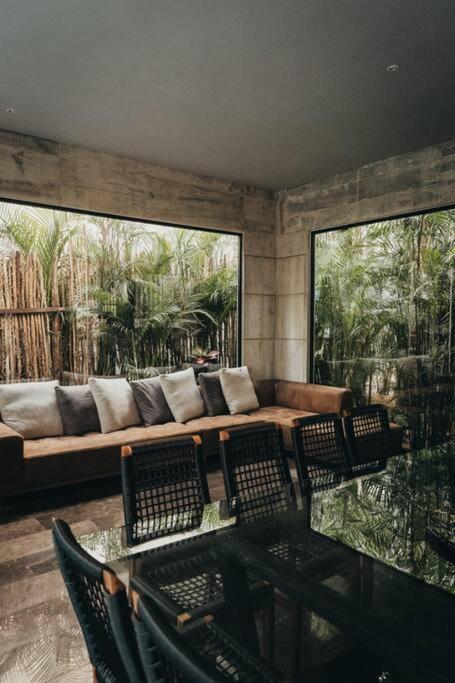 Villa Bolon: Exclusive Gated Retreat With Private Pool In *