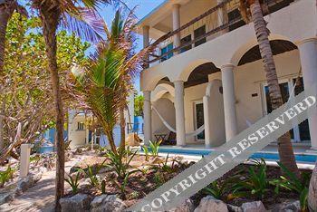 Ranitas Eco Boutique Hotel 3*