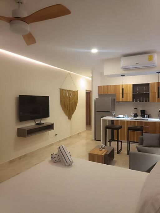 Centrico Estudio Con Balcon En Aldea Zama I Elena214 Tulum