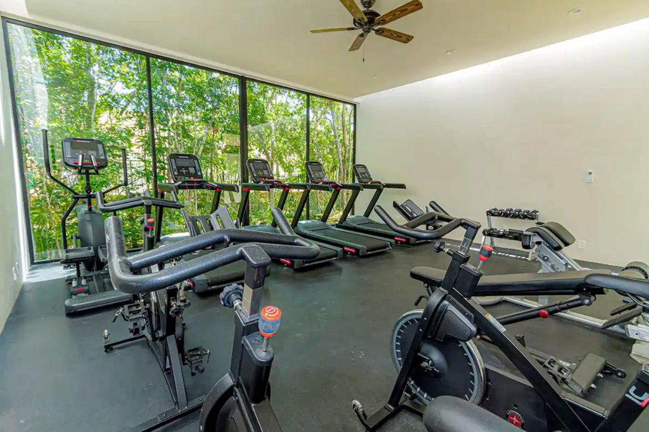 Paradise Awaits @ Tao Edena 32 *