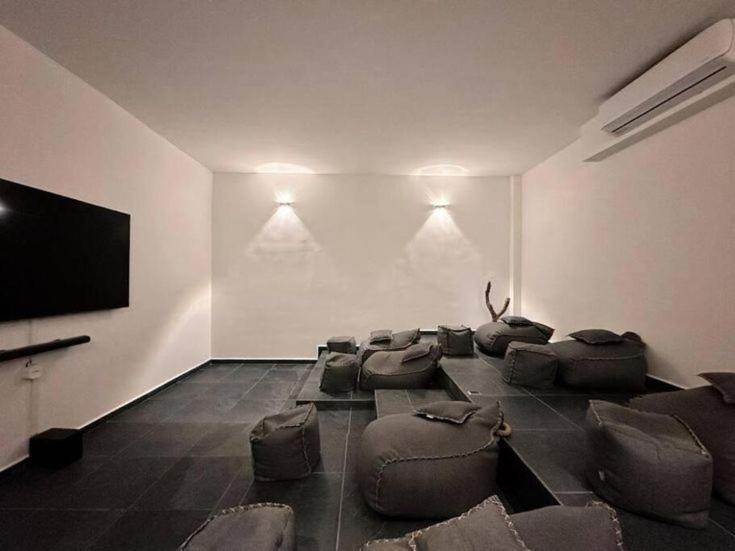Apartment Charming One Bedroom Penthouse With Private Pool By Sandy Powerful