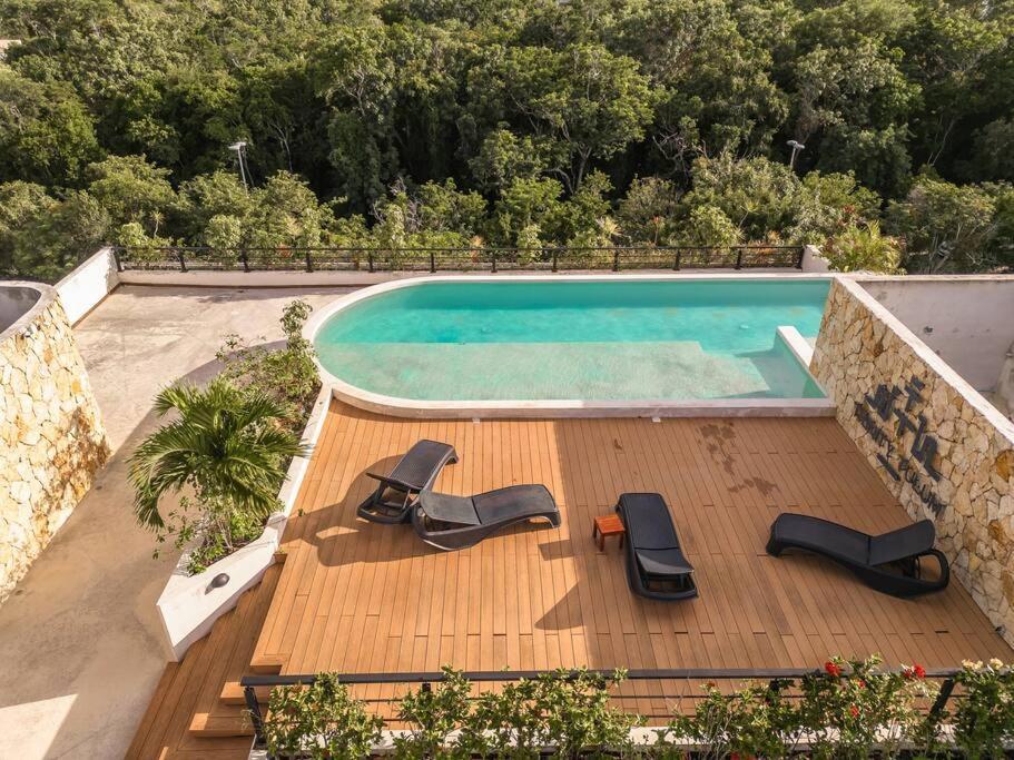 2br, 2 Pools, Gym, 15min From Apartment