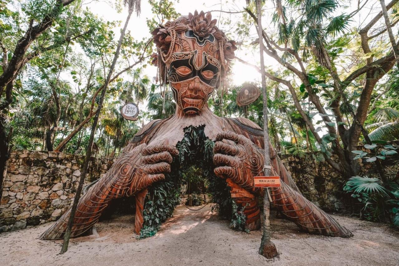 Charming Boho Entire W Patio Swing Apartment *