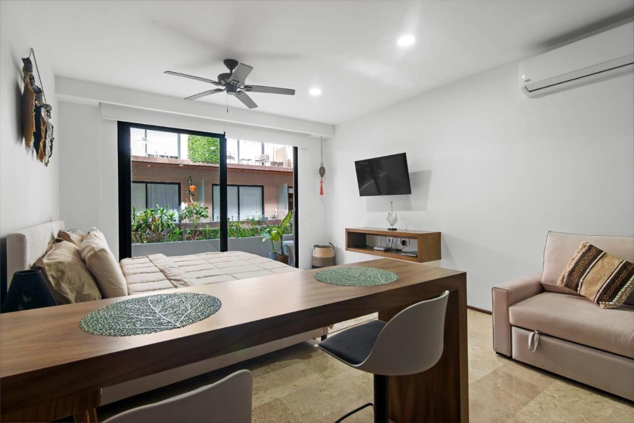 Menesse Oasis: Chic And Serene Getaway Apartment Tulum