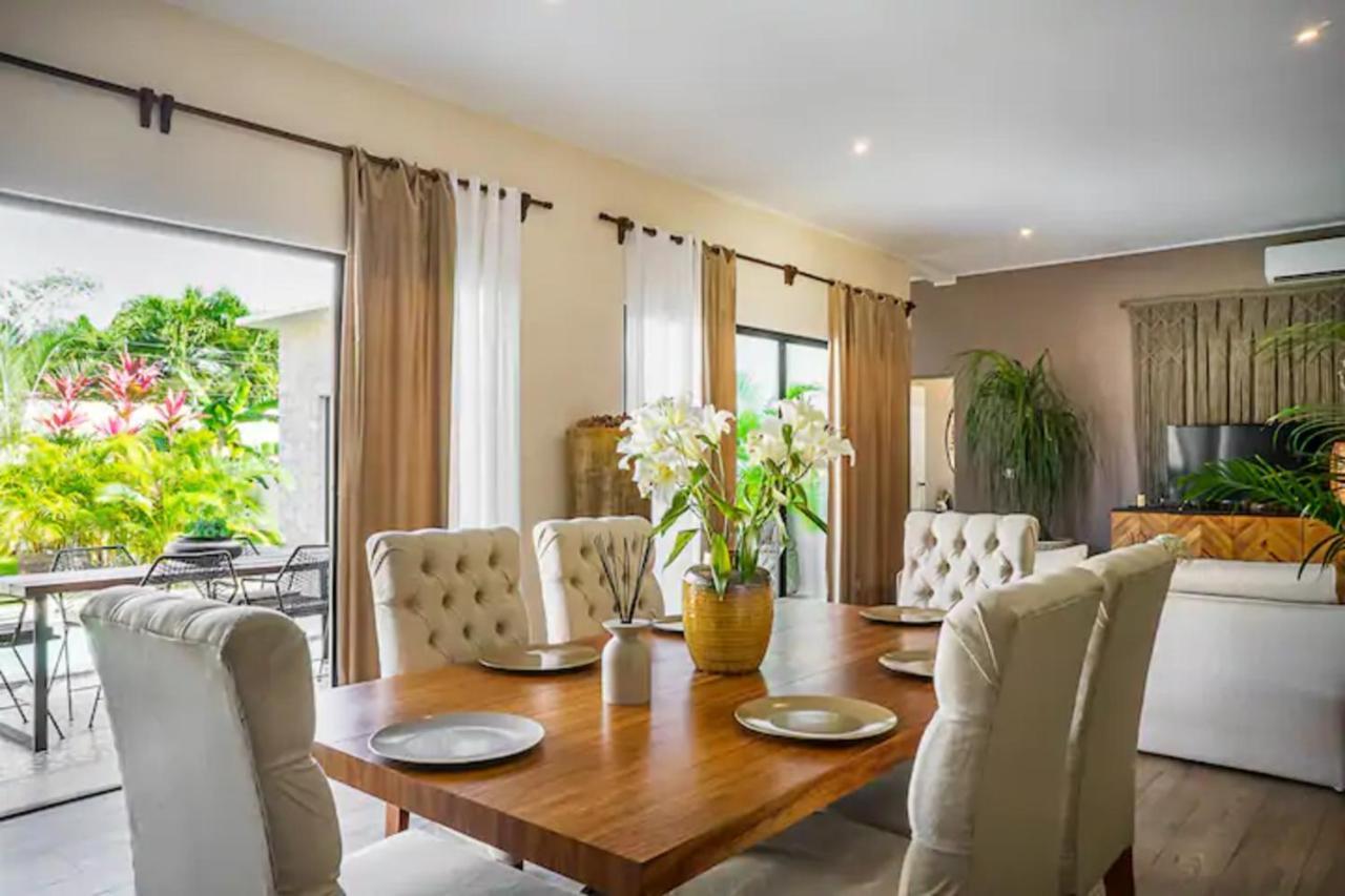 Casa Lou, Large House And Pool, Beach Club Access * Tulum