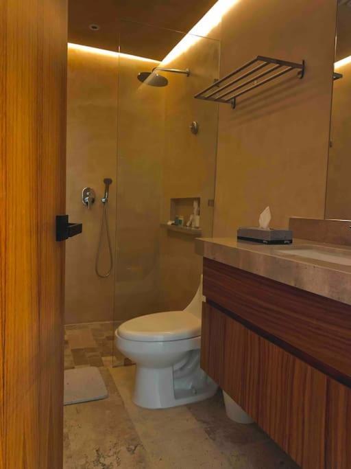 Jungle Retreat With 2 Pools & Private Access *