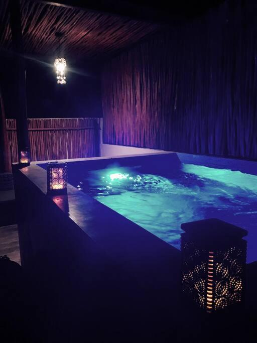 Luxury Penthouse With Private Rooftop & Pool