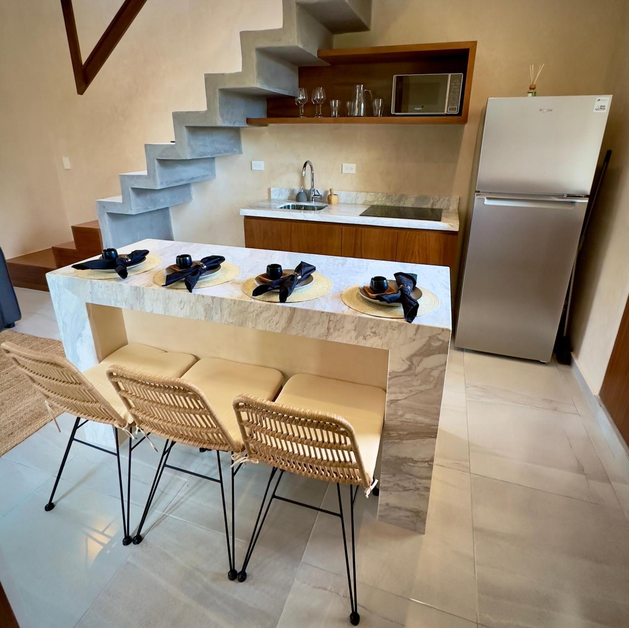 *jungle Ph W/pool, Close To Downtown & Apartment Tulum