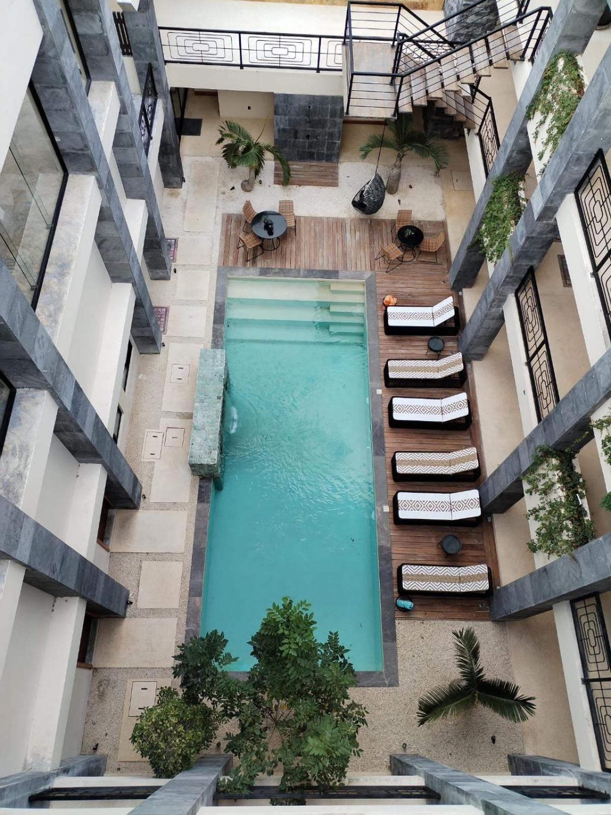 Talulah Living Aparthotel