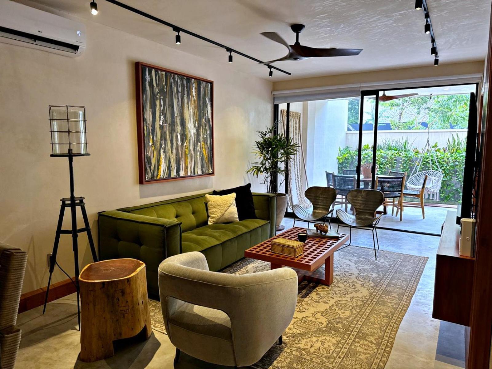 Talulah Living Aparthotel