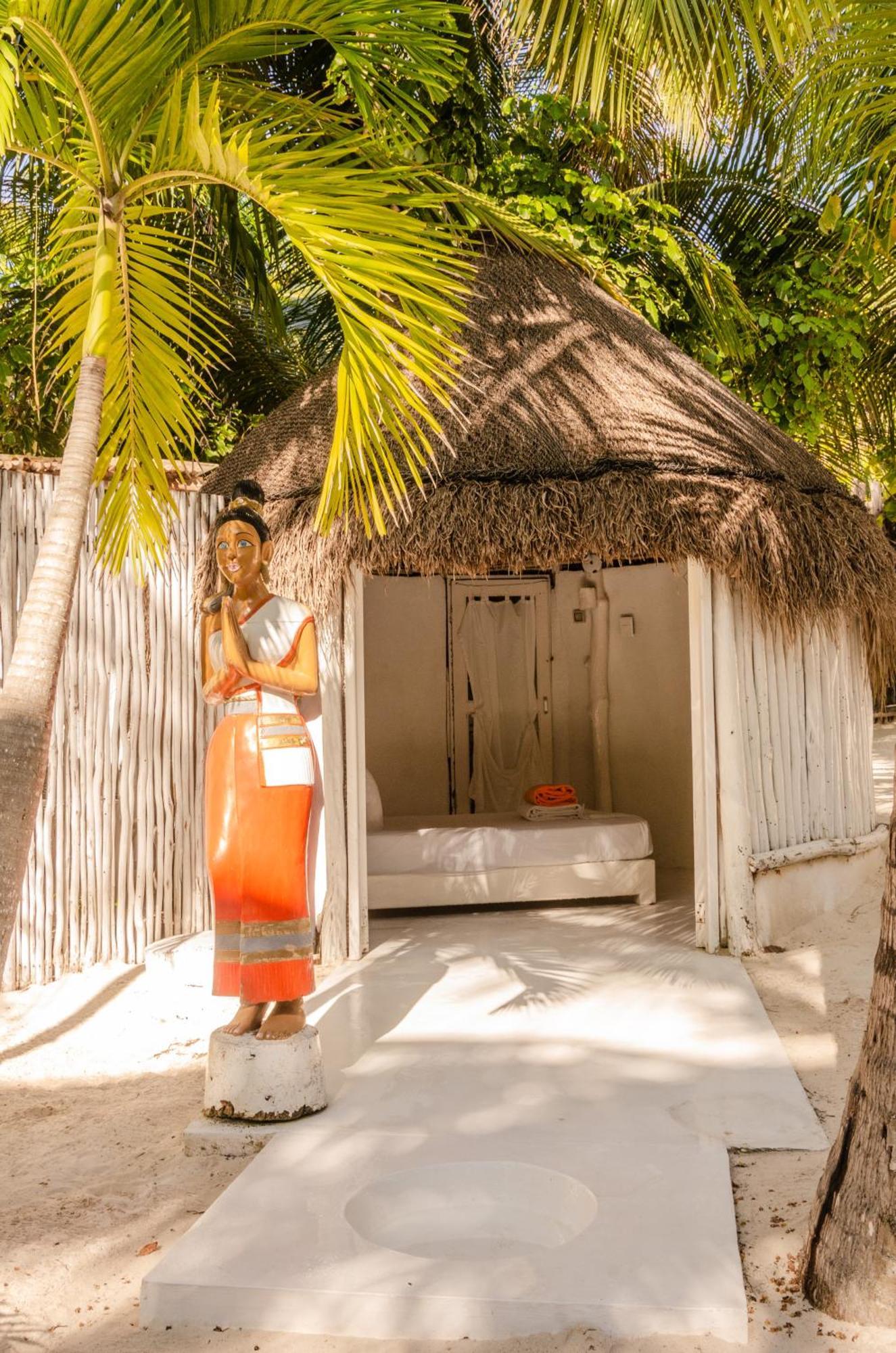12br Beachfront Private With Infinity Pool By Solmar Pousada Tulum