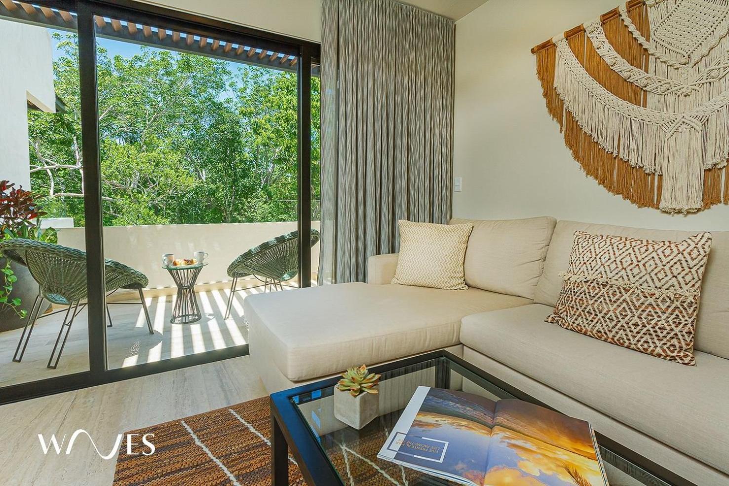 2 Rec. | Roof C/infinity Pool + Jacuzzi | Amplio Apartment Tulum