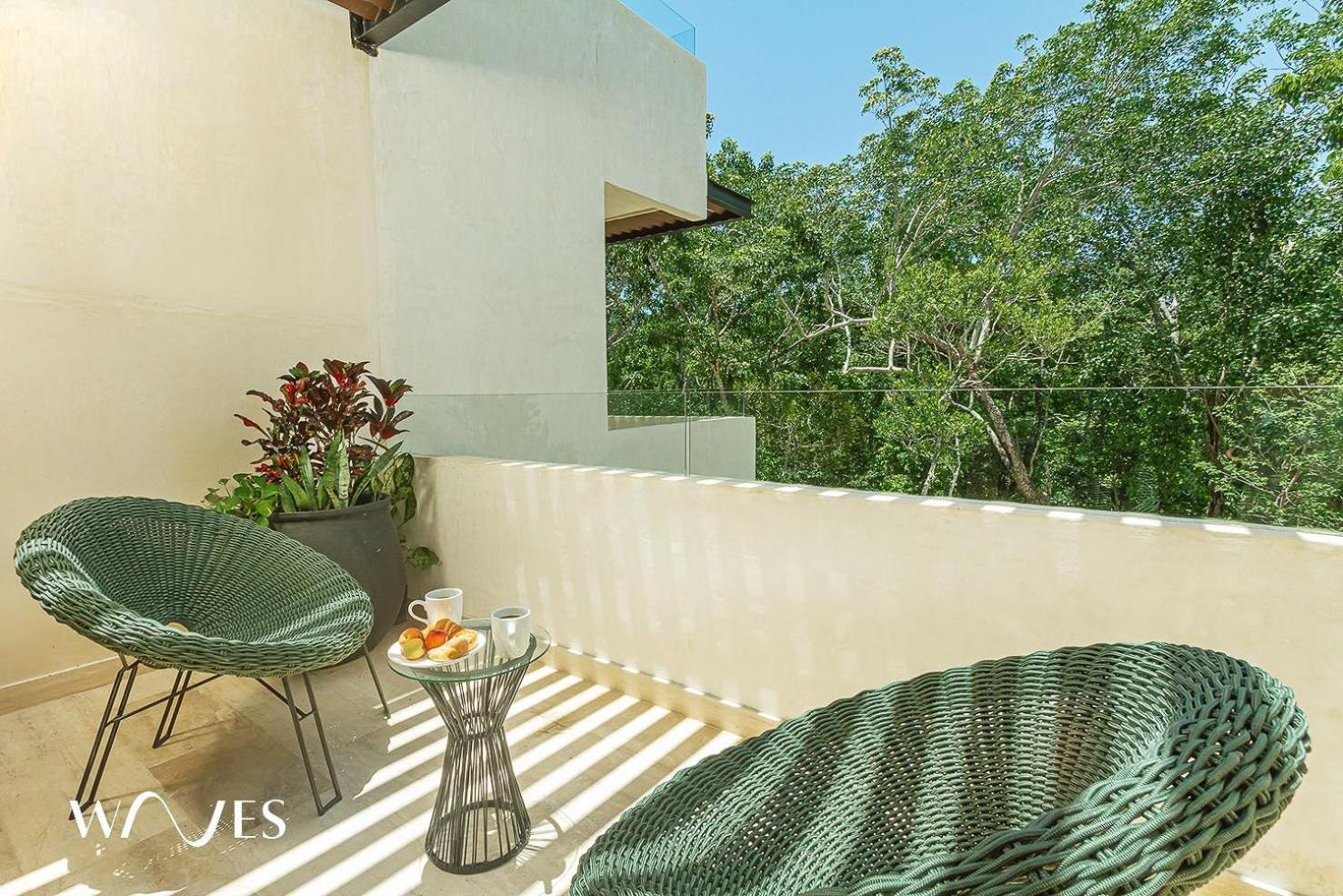 2 Rec. | Roof C/infinity Pool + Jacuzzi | Amplio Apartment Tulum