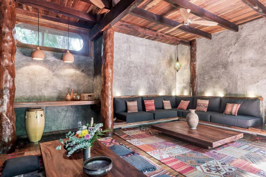 Stunning Jungle Treehouse With Lakefront & Beachside Tulum