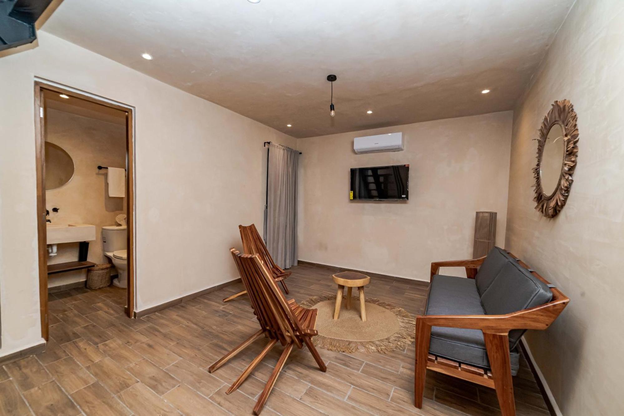 The Teodoro Aparthotel *