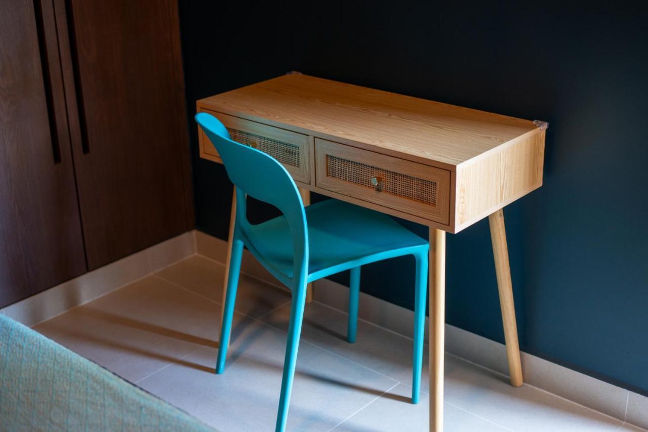 Shes Moody 3 Bed Penthouse With Yard Pools Rooftop Aircon 15 Minute Drive To The Holiday home Tulum