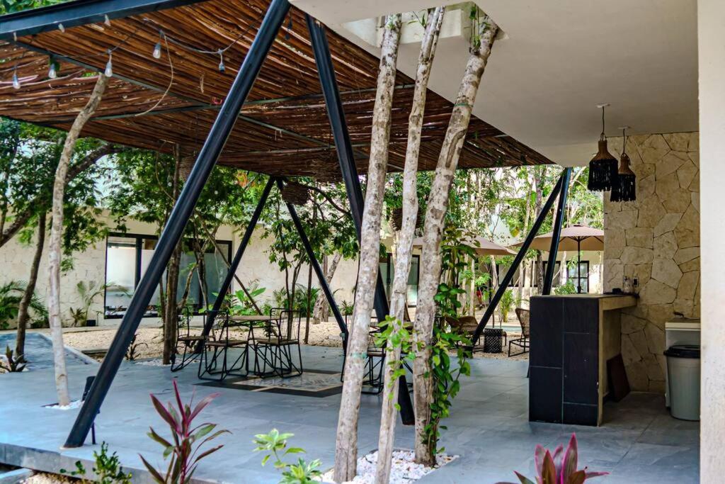 Ph With Private Pool And Bikes