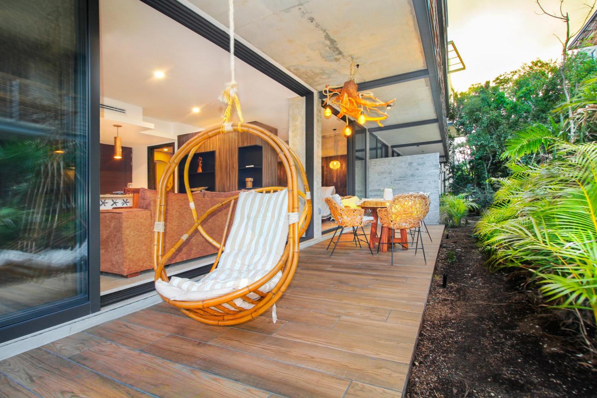 Apartment In One *