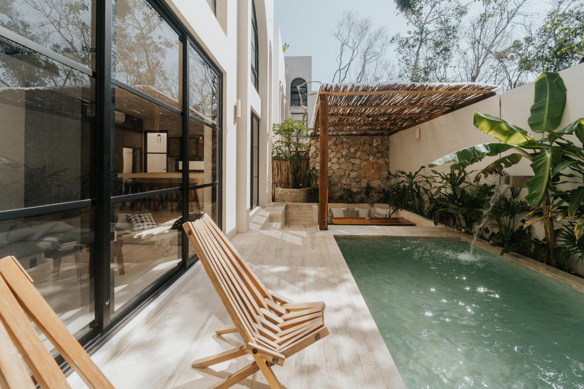 Viento 4br 8pp Private Pool Rooftop Security Villa *