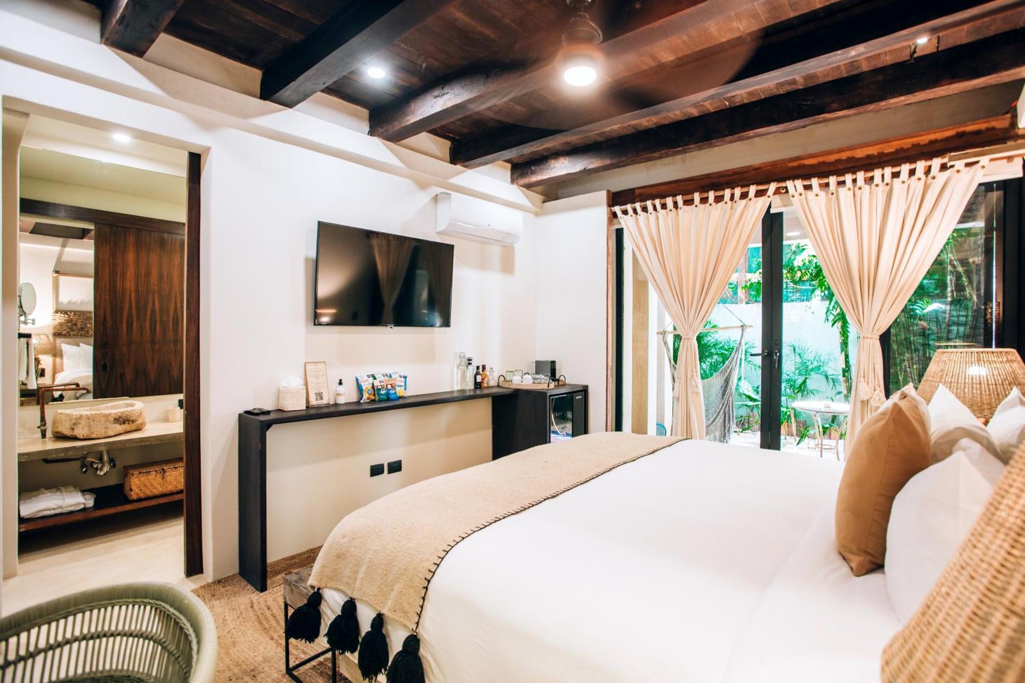 Hotel Orchid House Jungle