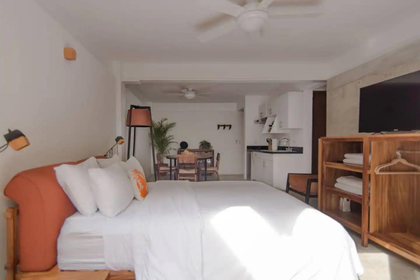 Aparthotel Casa De Piedra