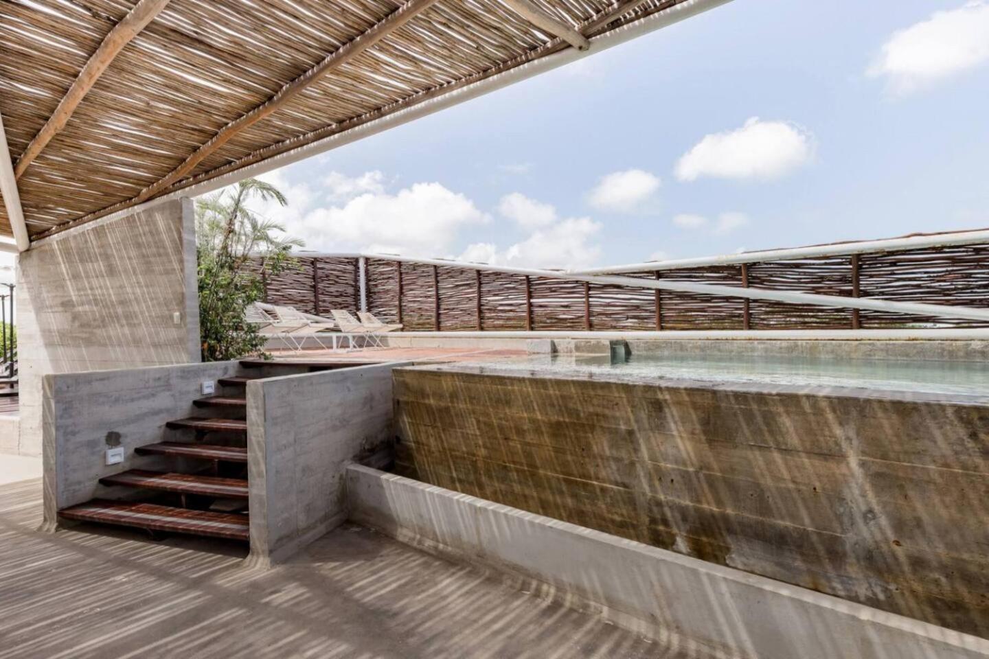 Casa De Piedra 4*
