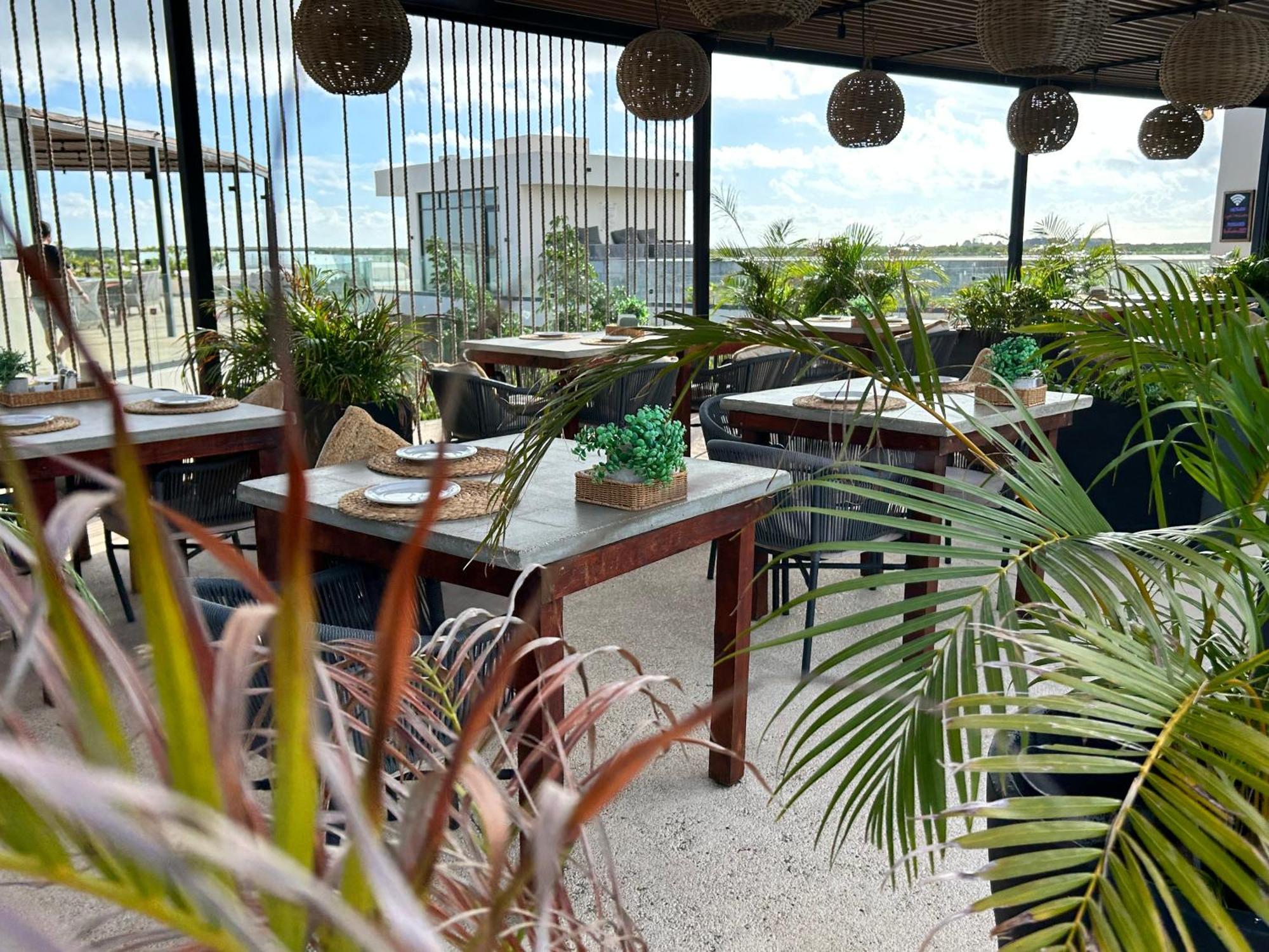 Zona Hotelera, Club De Playa Y Descanso *