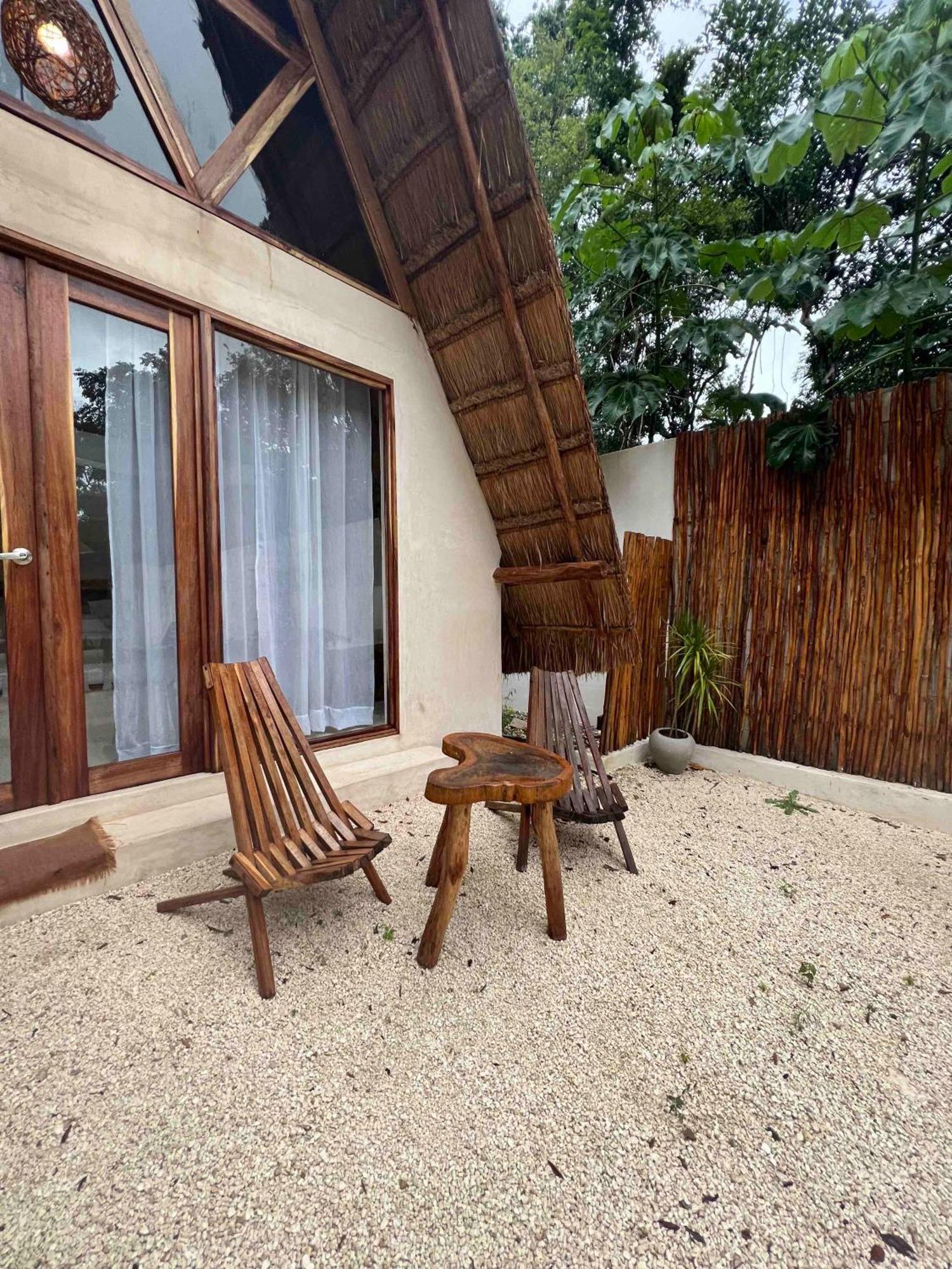 Lodge Tzunum Jade Tulum