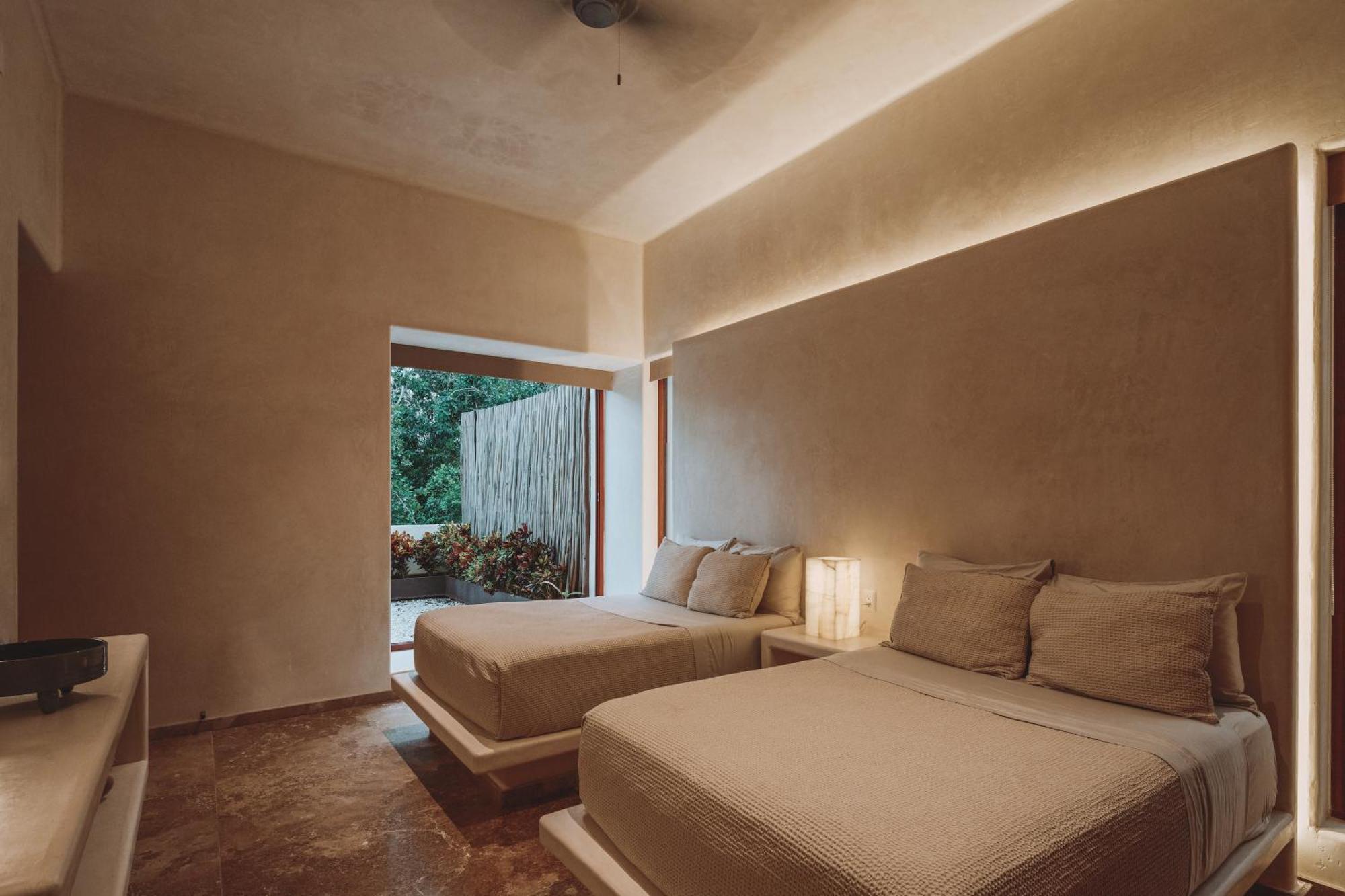 2 Story Ph Pv Rooftop W Huge Pool Tulum