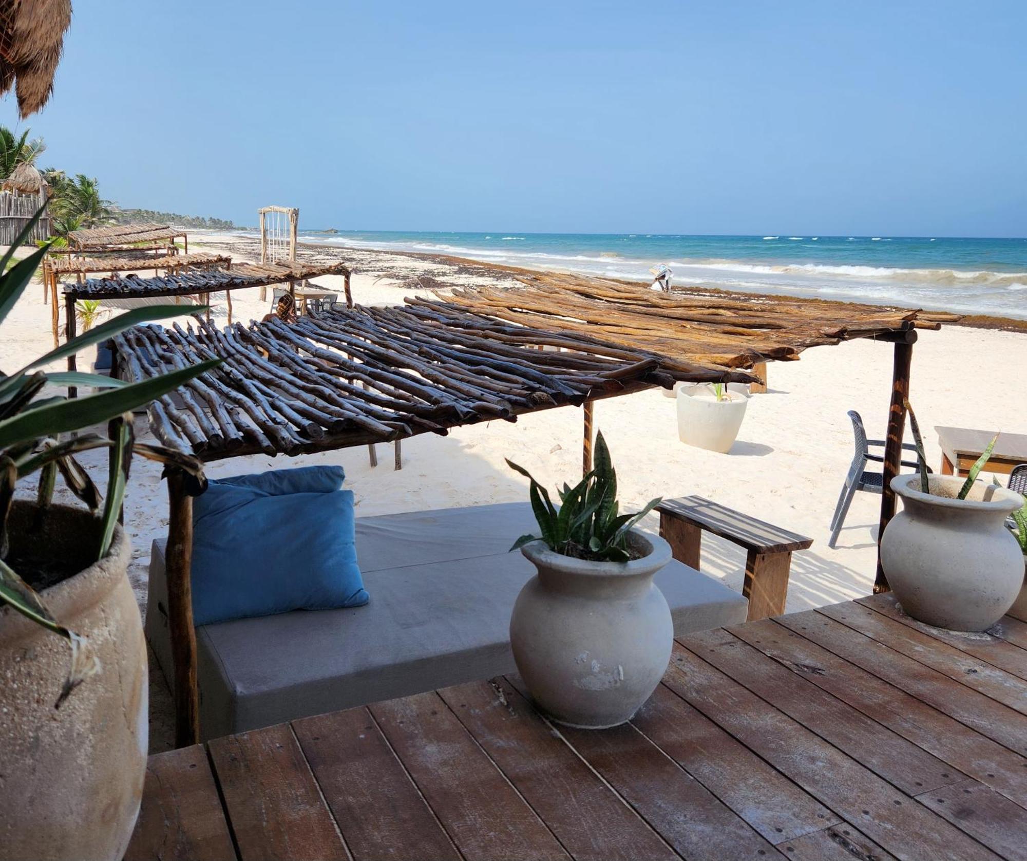 Pal Mar Glamtainer Hotel