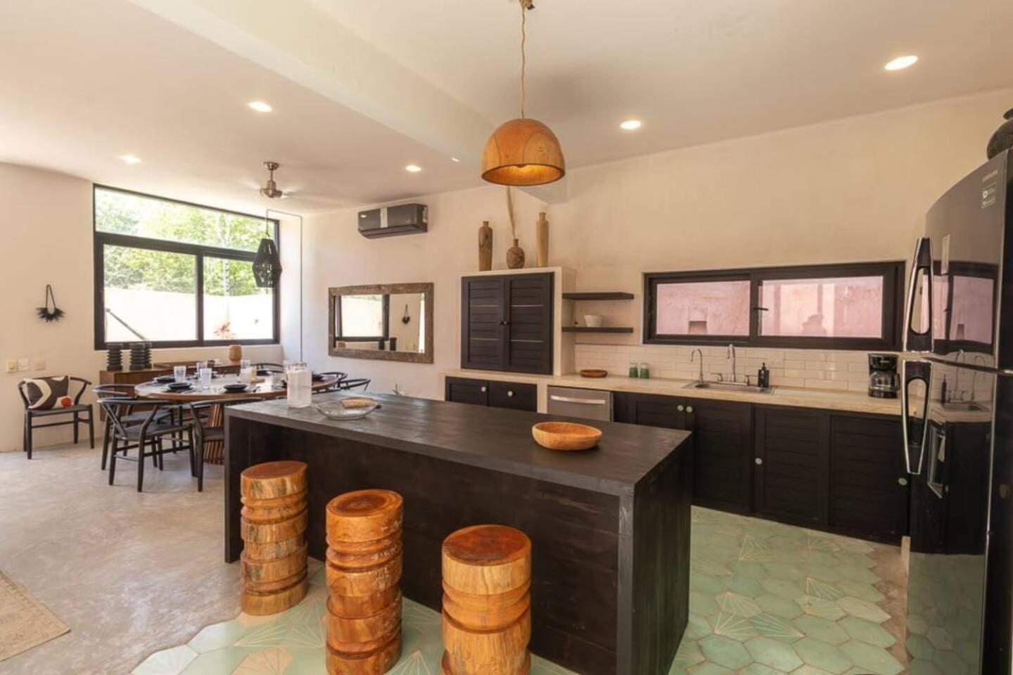 Casa Petra Of La Veleta 4br Heart Of