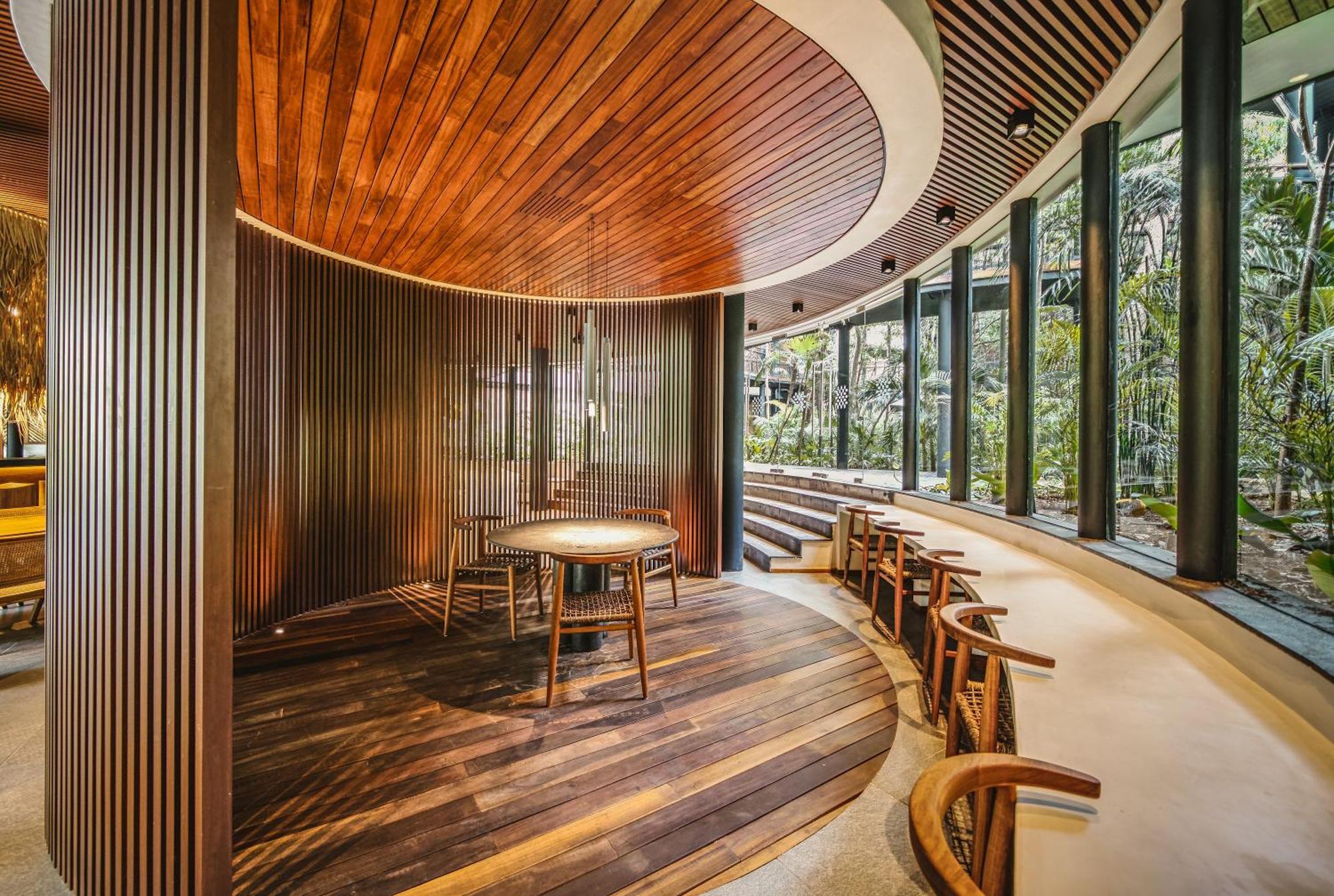 Tropical Oasis With Plunge Pool & Peaceful Garden - Mira Luna 131c Apartment *