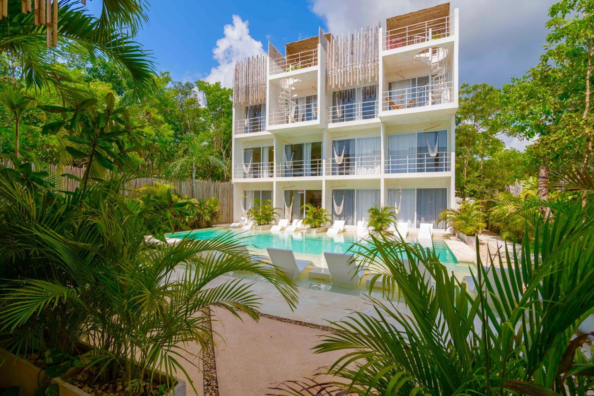 Beautiful Swim-up With Private Terrace, Pool And Jungle Gym Tulum