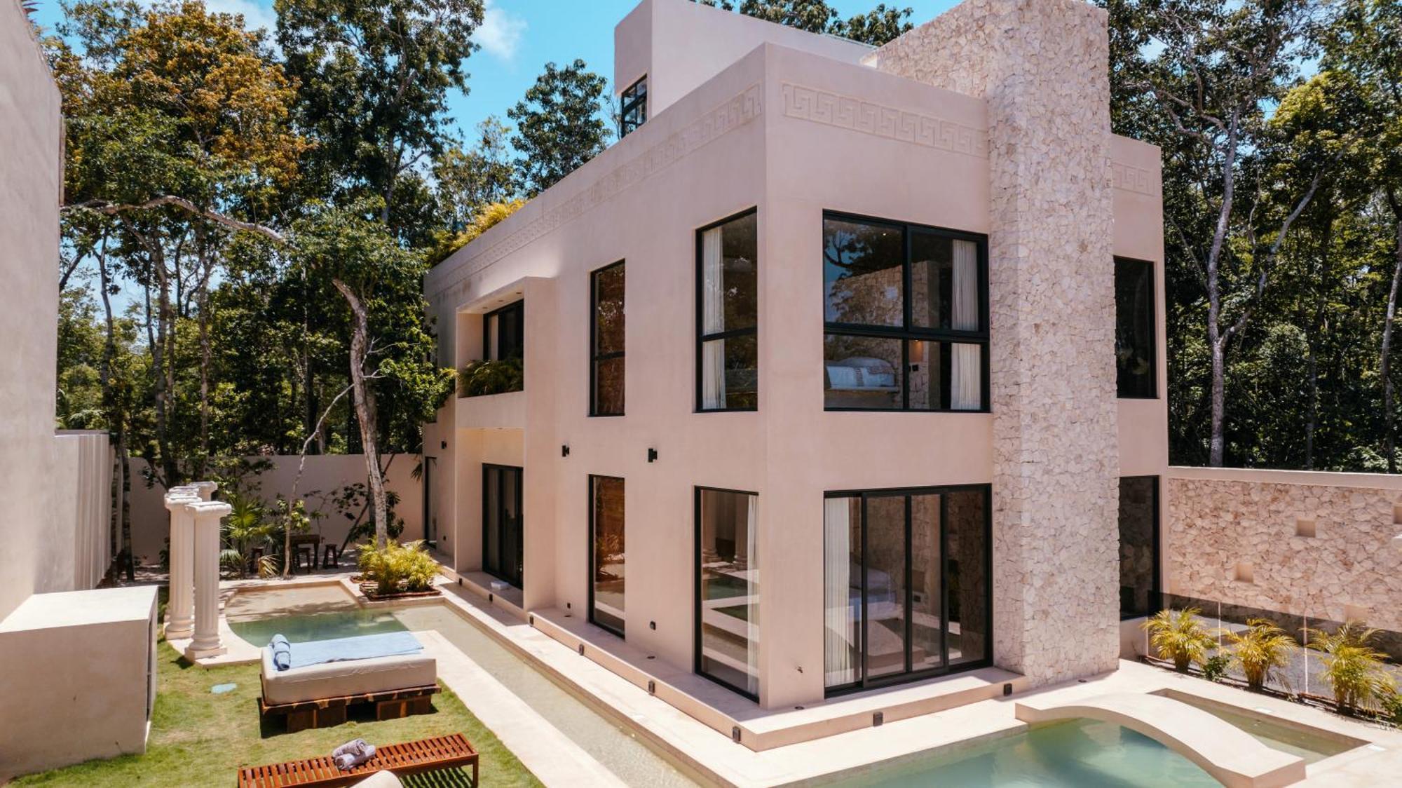 Luxury Large Villa/2 Pools/ Jacuzzi/rooftop/cenote View Villa *