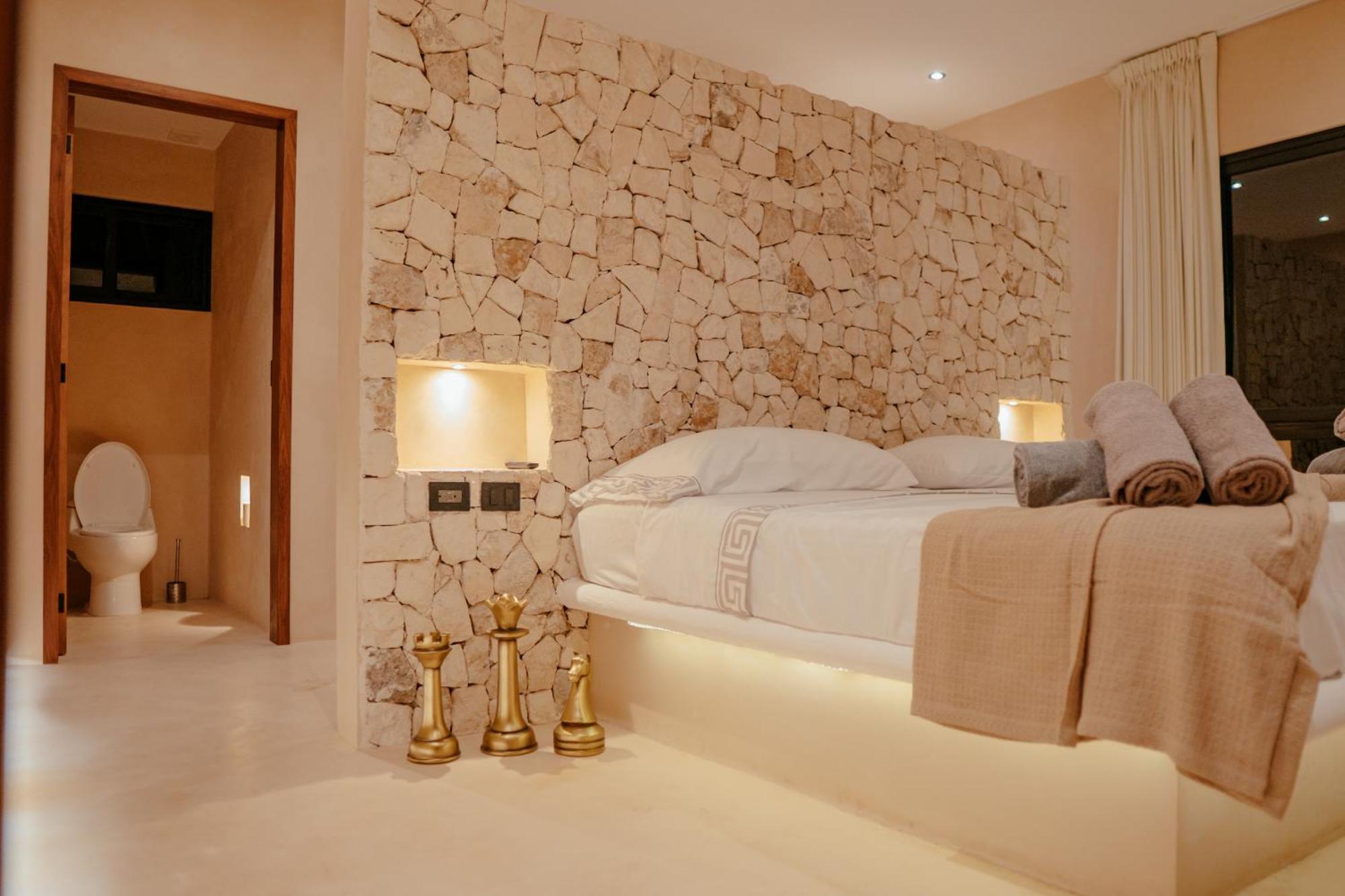 Luxury Large Villa/2 Pools/ Jacuzzi/rooftop/cenote View