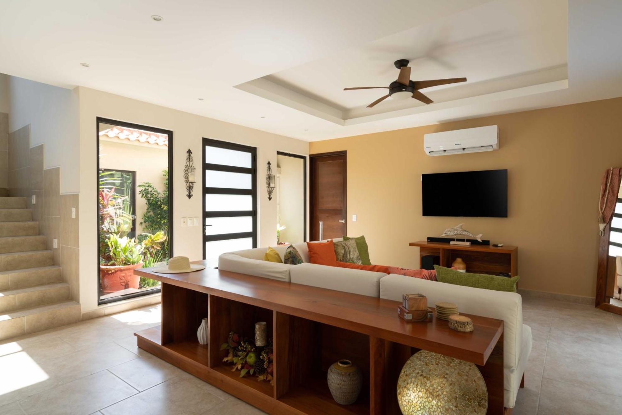 Stunning For 10-cabana-private Pool-parking