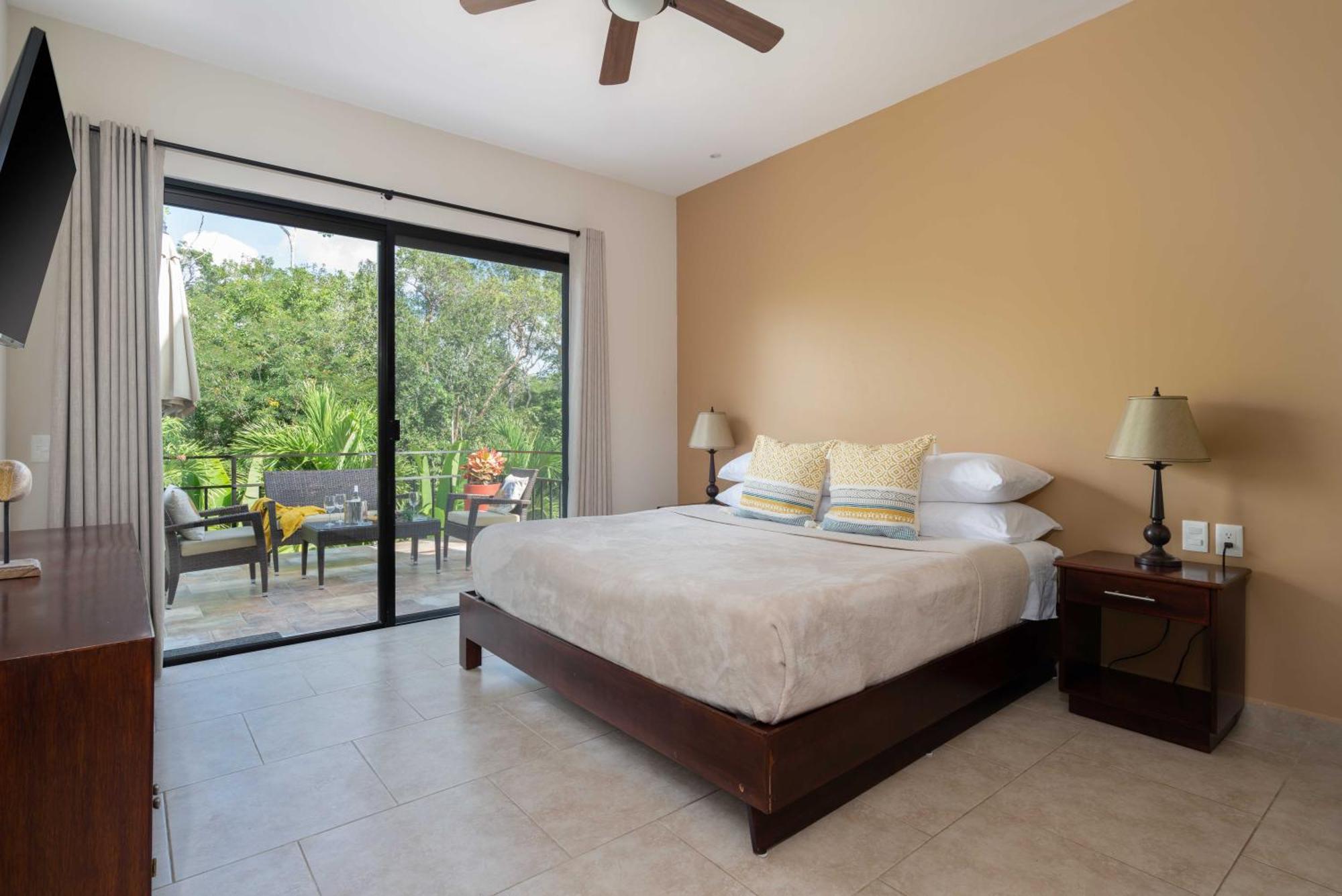 Stunning For 10-cabana-private Pool-parking Holiday home