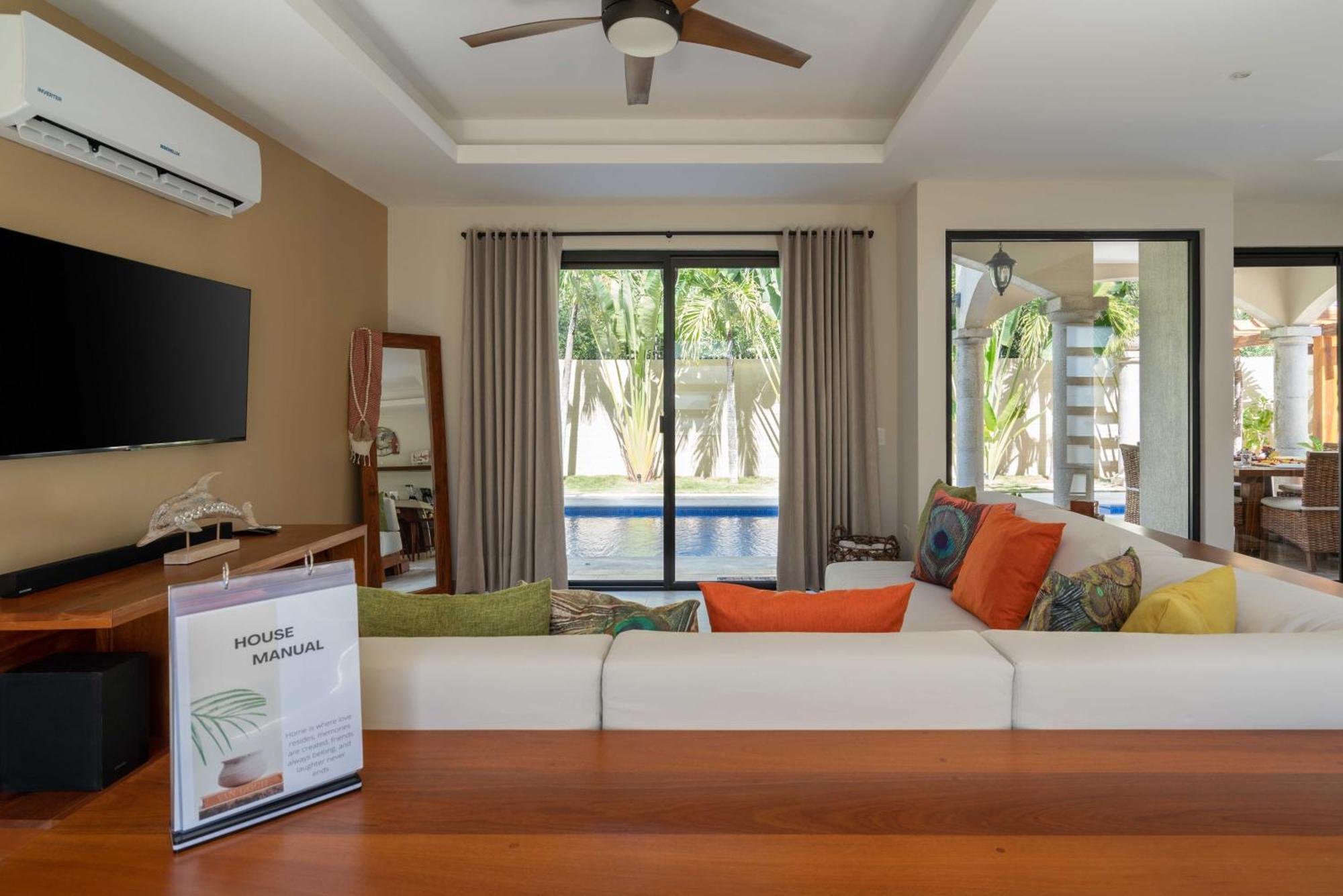 Stunning For 10-cabana-private Pool-parking *