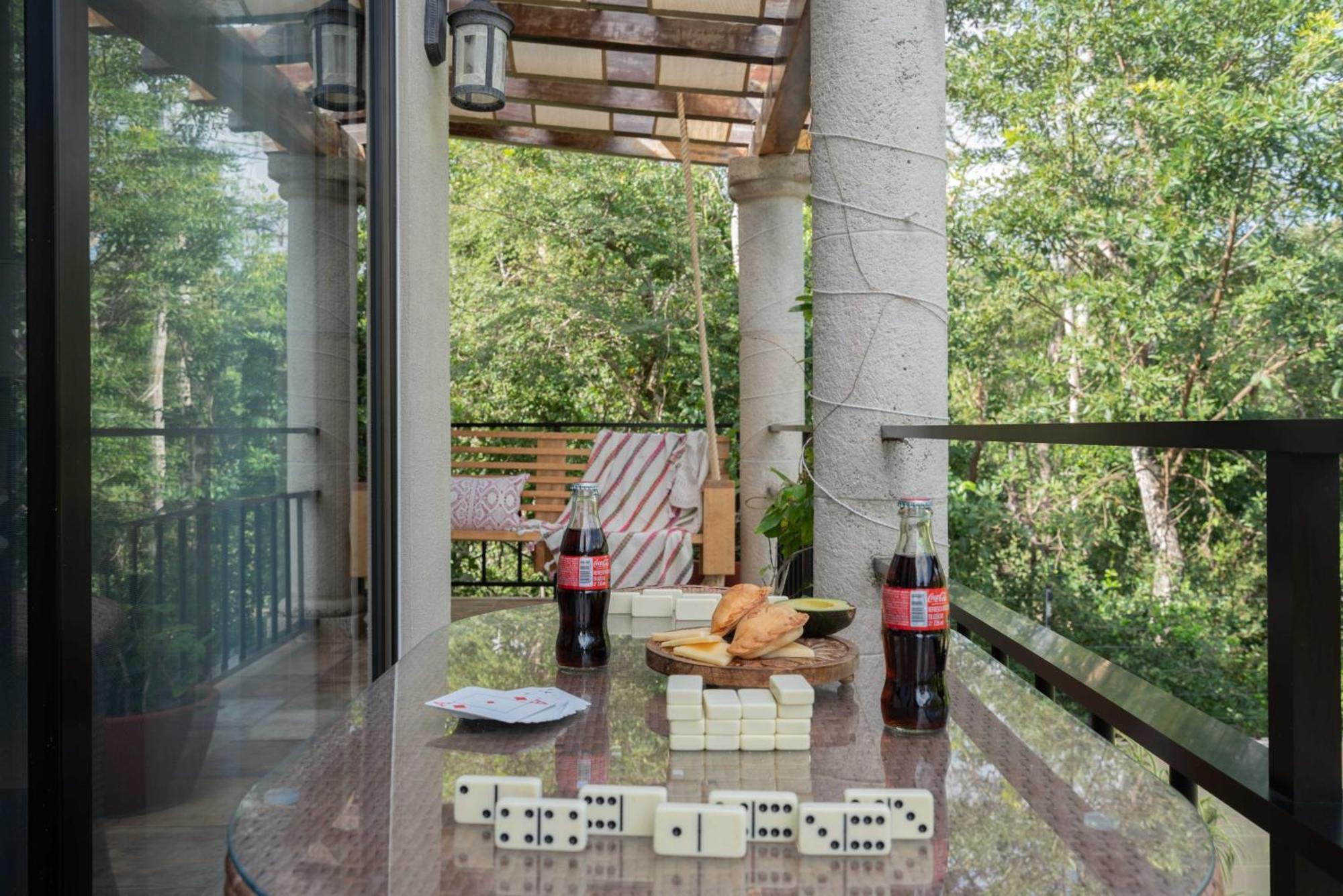 Stunning For 10-cabana-private Pool-parking